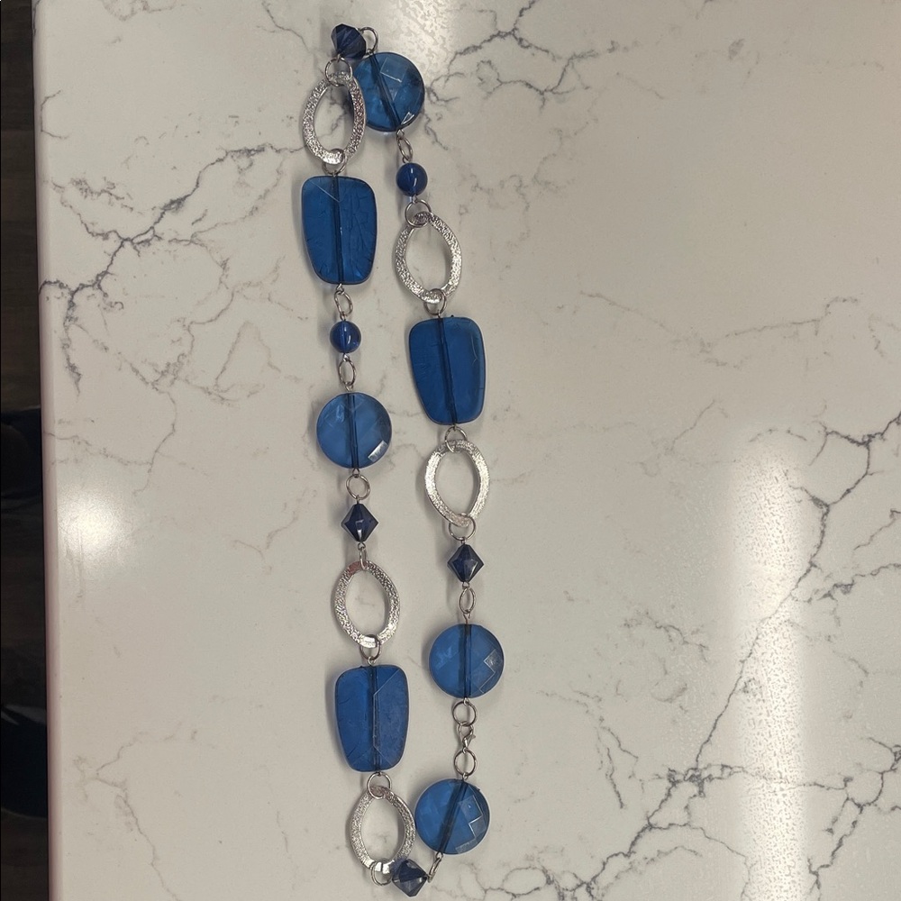 Elegant Blue and Silver Necklace